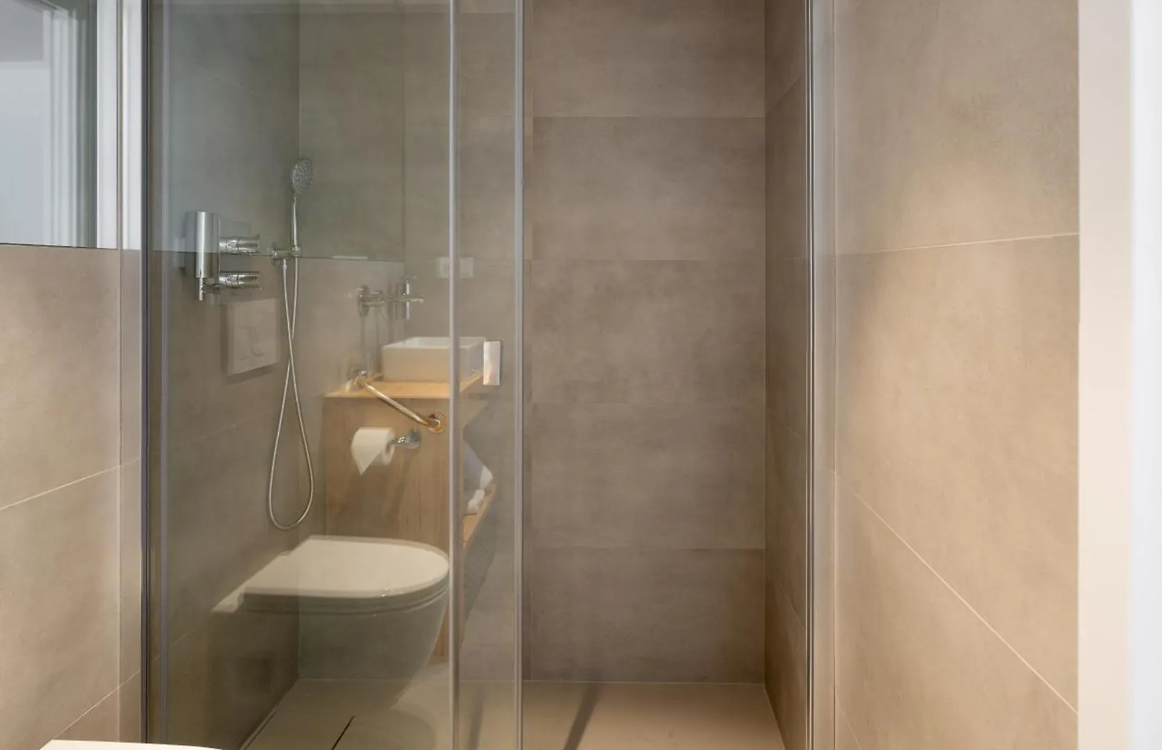 Cristina Enea Rooms San Sebastian Guest house