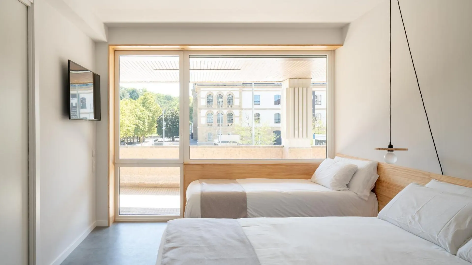 Cristina Enea Rooms San Sebastian 2*,  Spain